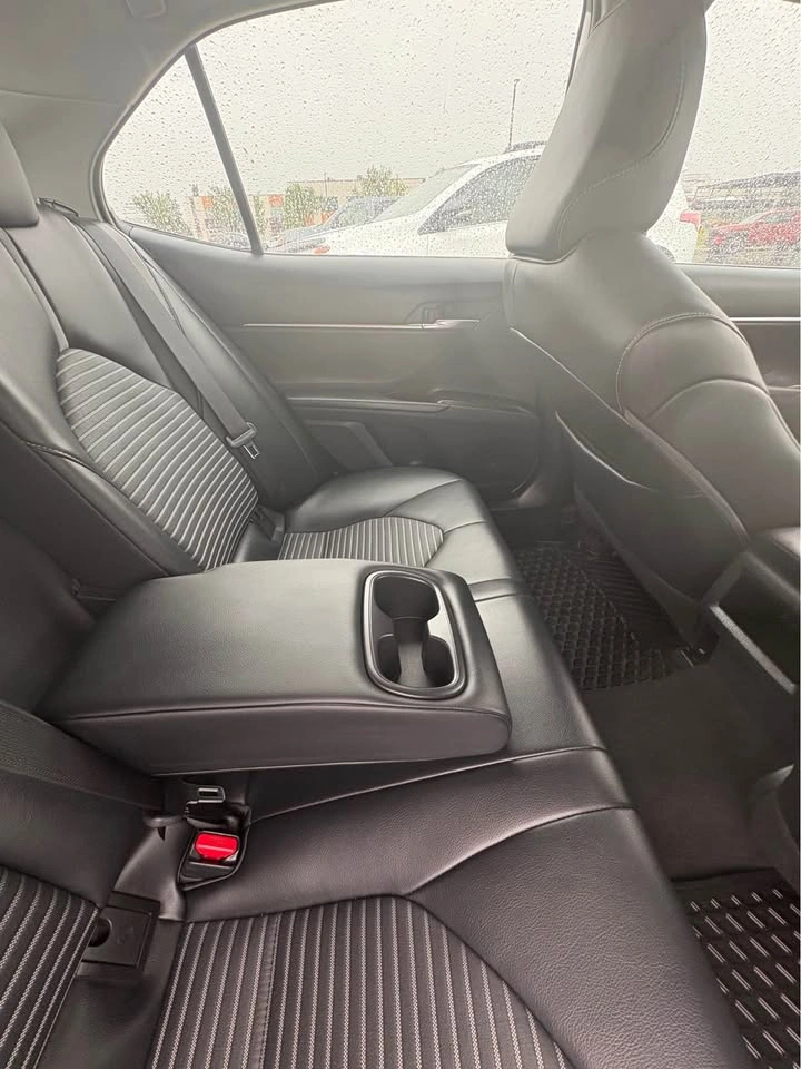 2021 Toyota Camry - photo 5