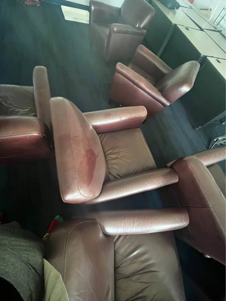 Brown Leather Armchair - photo 2