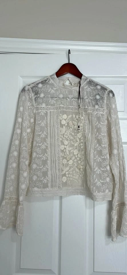 Willow & Clay White Embroidered Lace Blouse