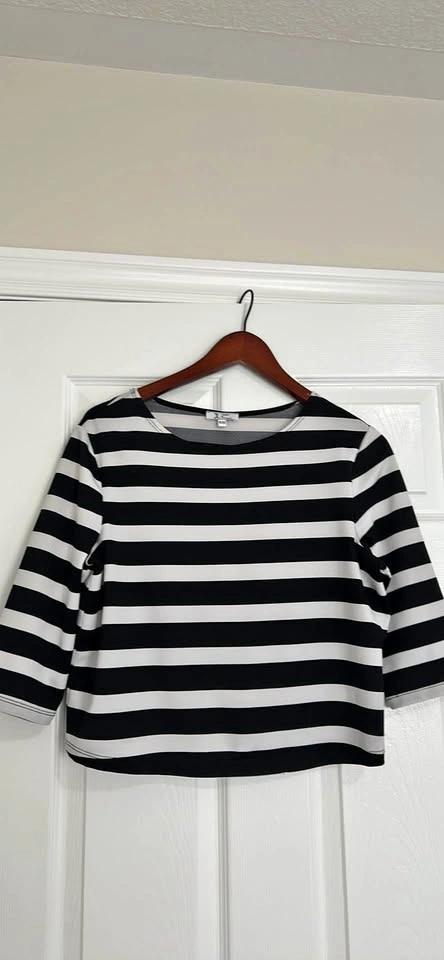 Jules & Leopold Black and White Striped 3/4 Sleeve Top Size M