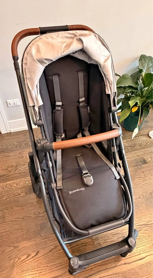 UPPAbaby Cruz V2 Stroller — Gwen (Green Melange)
