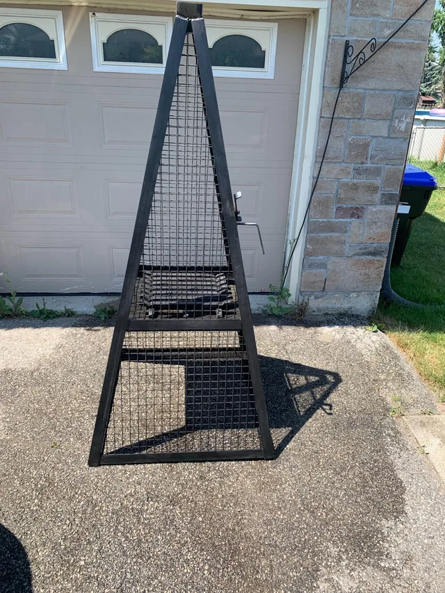 Pyramid Fire Pit image indicator(4)