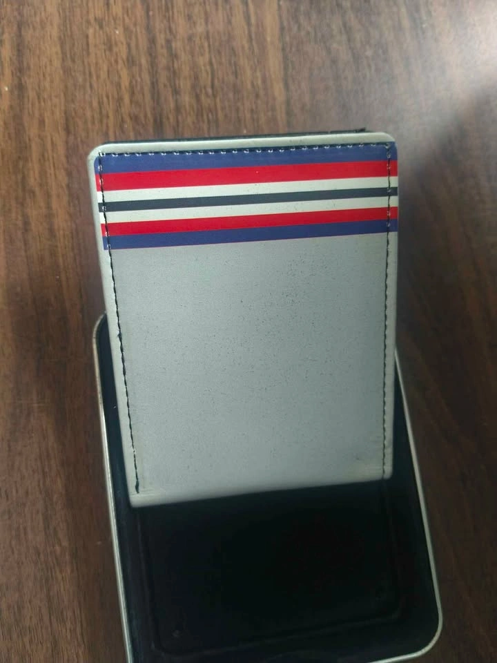 NASA Bifold men's Wallet with Collector's Tin - photo 4