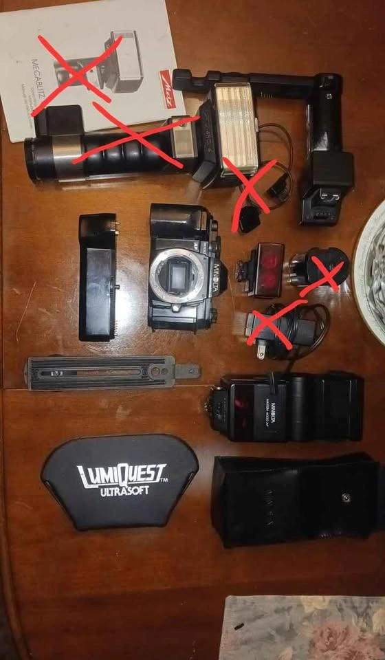 Minolta Maxxum 9000 AF + 2 lenses