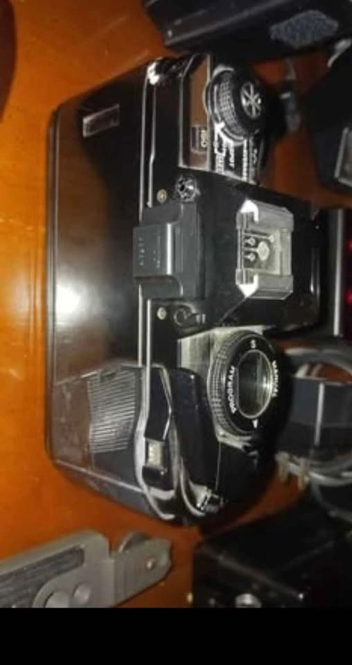 Minolta Maxxum 9000 AF + 2 lenses - photo 4