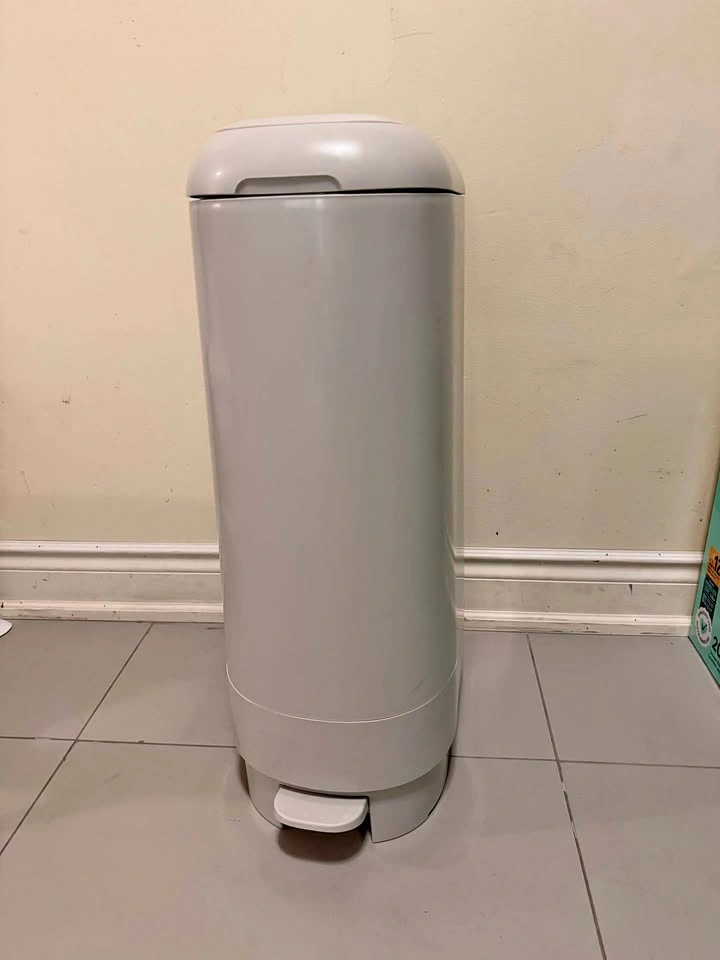 Diaper Genie bin