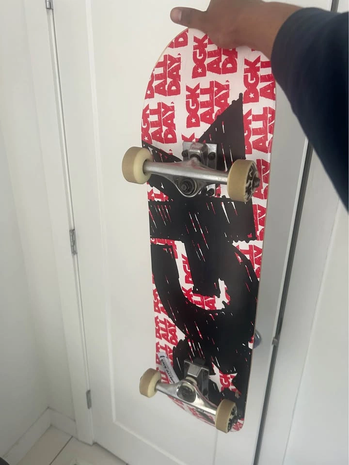 Skateboard - photo 2