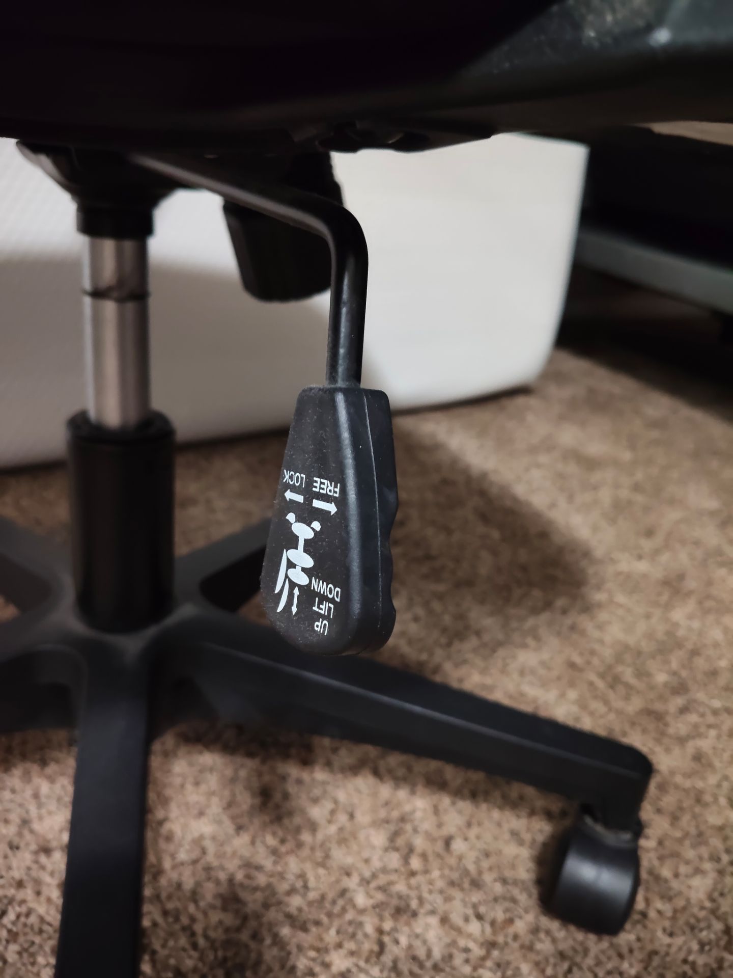 Office chair - photo 2