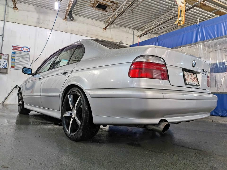 2000 BMW 5 Series
