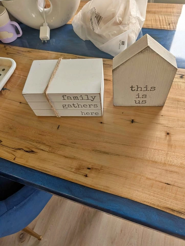 Rustic Wooden Family Decor Set