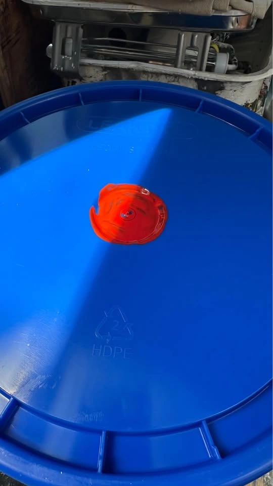 Paint New Full Pail Alkyd (oil) Semi Gloss - Red - photo 2