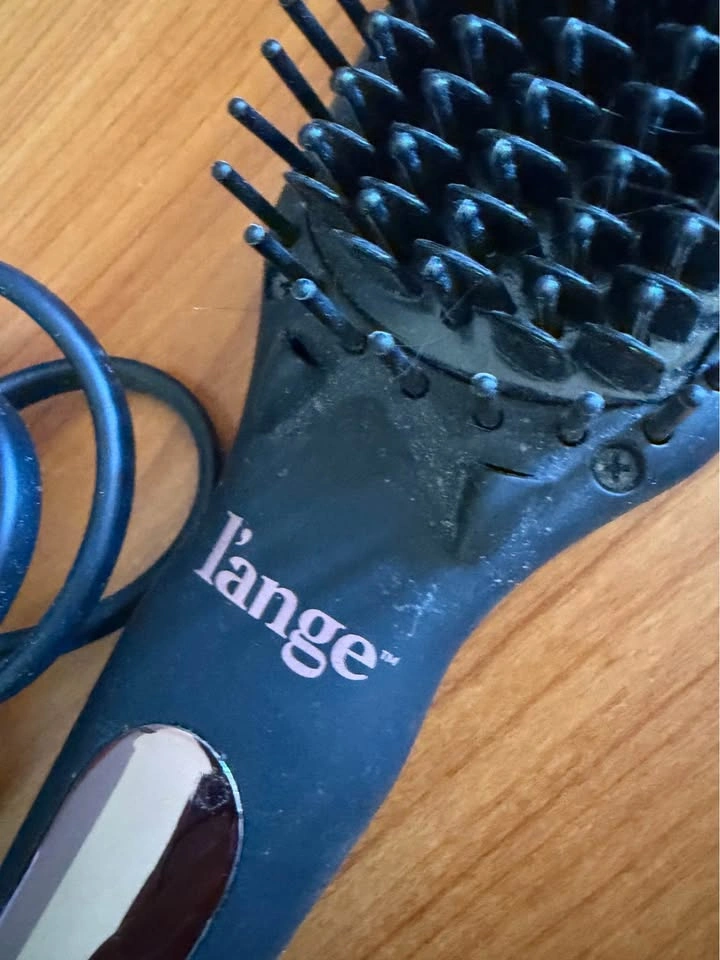Lange Hair Straightening Brush - photo 2
