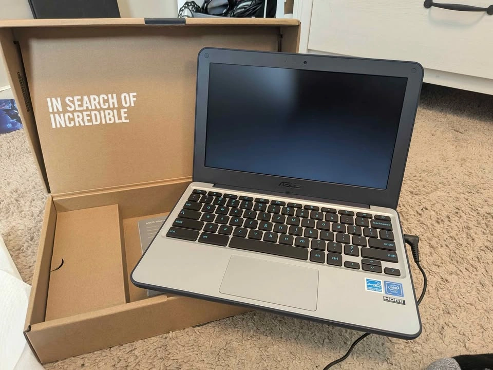 Asus Chromebook C202S - photo 2