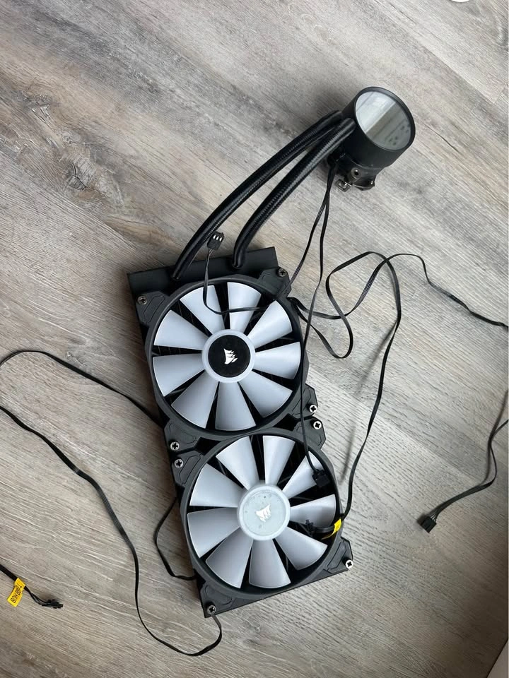 Cooler Master MasterLiquid 240mm AIO Liquid CPU Cooler - photo 2