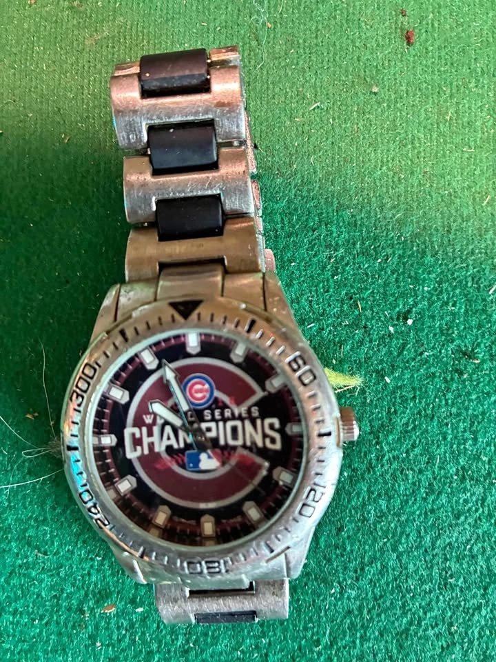 Chicago Cubs 2016 World Series Watch and Replica Ring