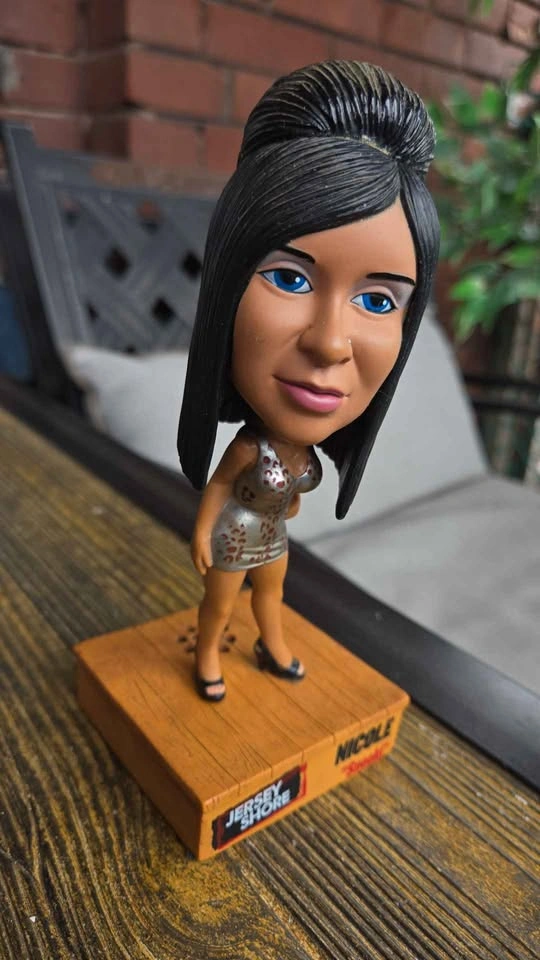 Jersey Shore Nicole "Snooki" Bobblehead - photo 2