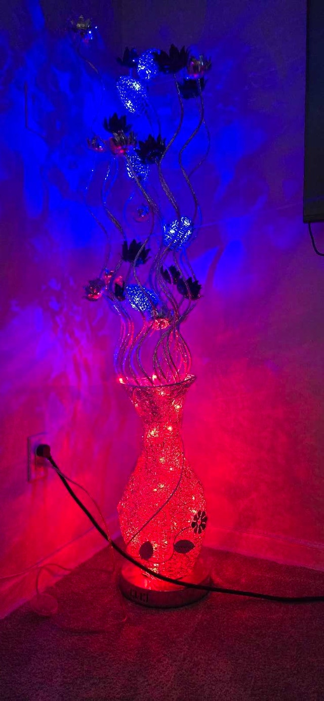 Modern Silver with flower design floor lamp - photo 3