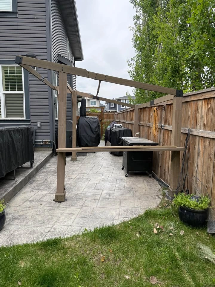 SUNJOY 10 x 12 Cedar Frame Grill Gazebo