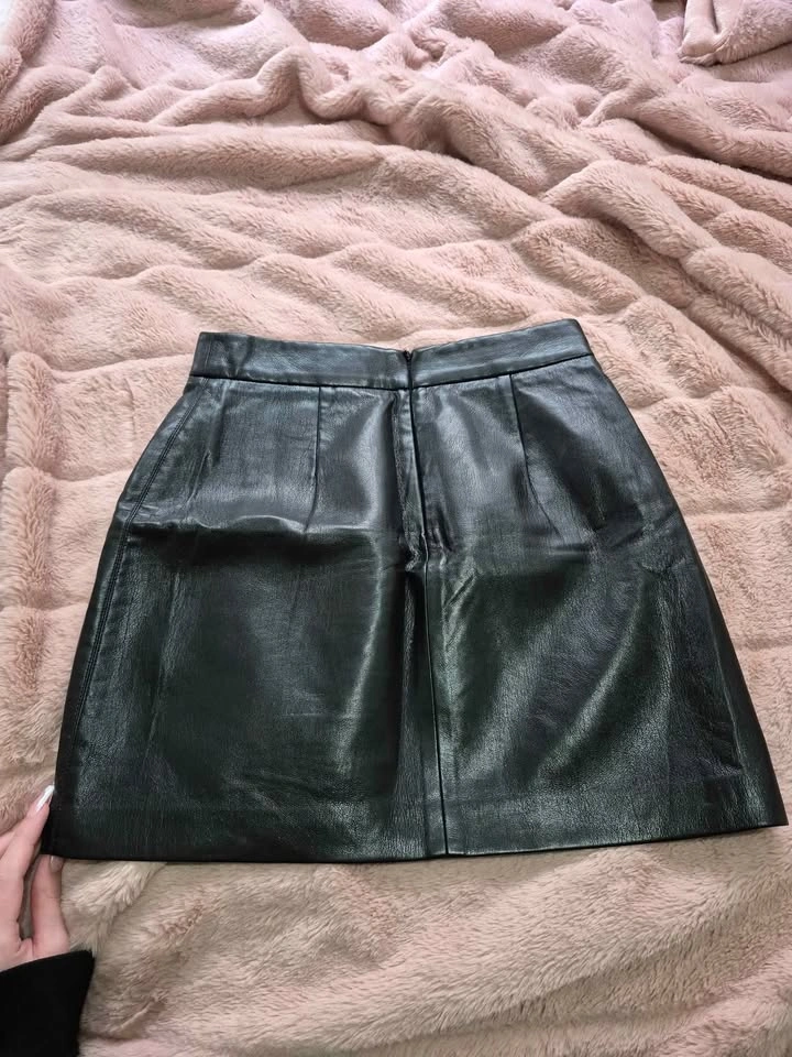 Size 0 Aritzia/Wilfred skirt - photo 3