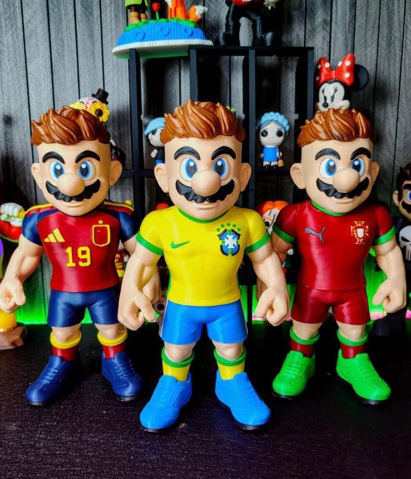 Mario as a soccer / football player figure world cup - photo 2