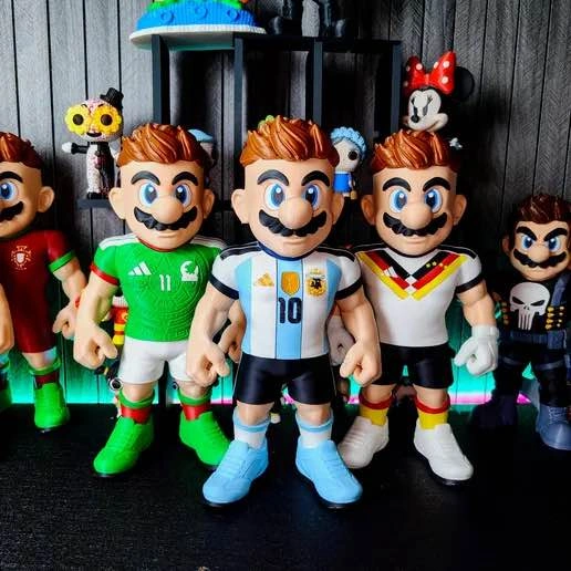 Mario as a soccer / football player figure world cup - photo 4