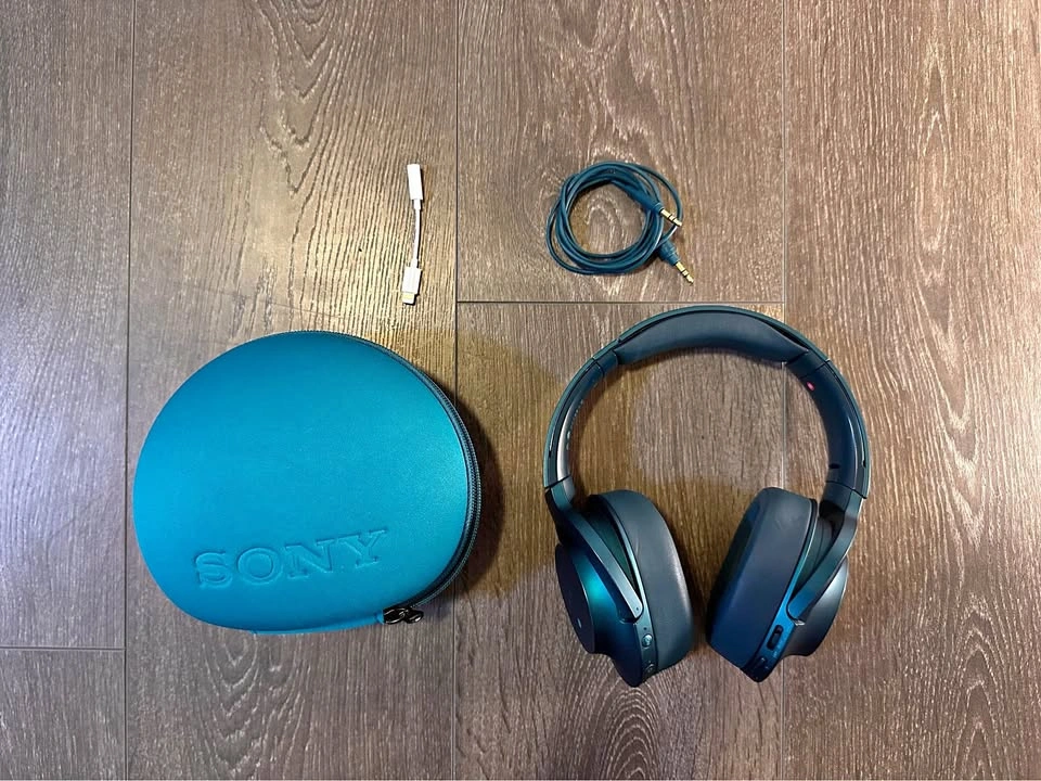 Sony h.ear on Wireless Headphones MDR-100ABN