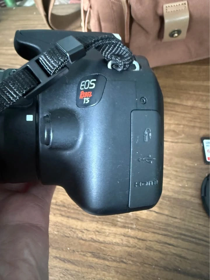 Canon T5 Rebel DSLR + Lenses + Camera Bag - photo 4