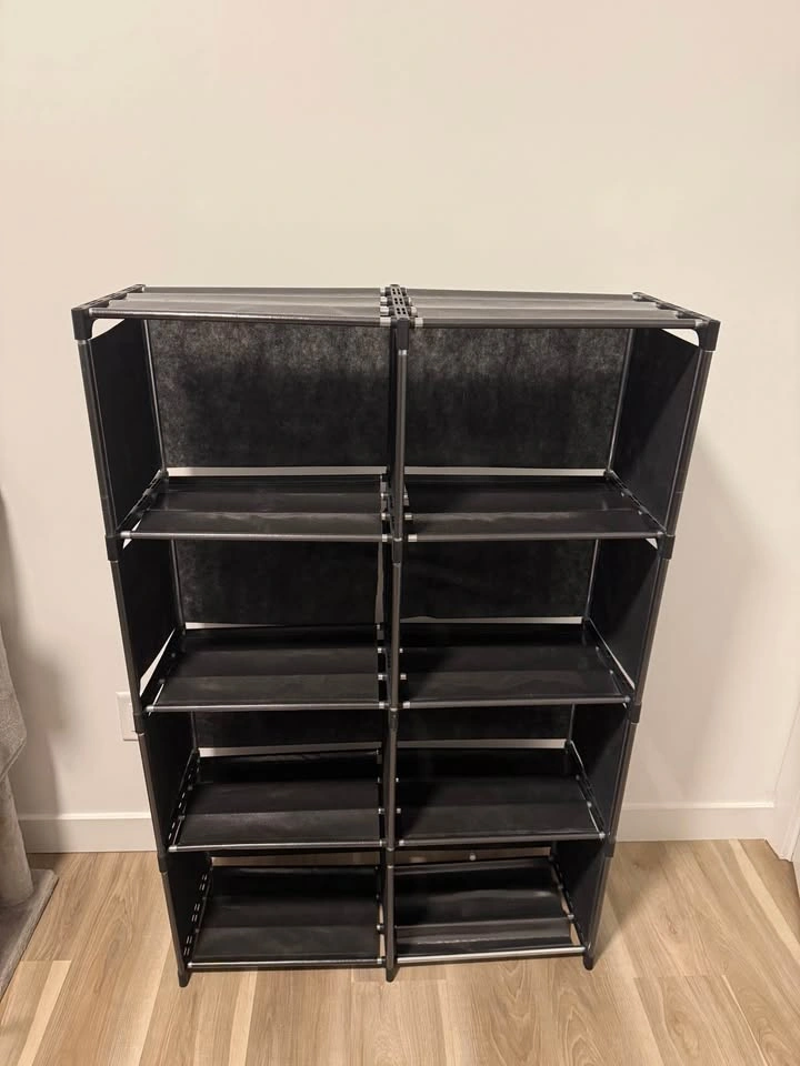 White and black shelves - photo 2