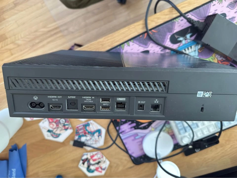 Xbox One - Halo 5 edition - photo 5