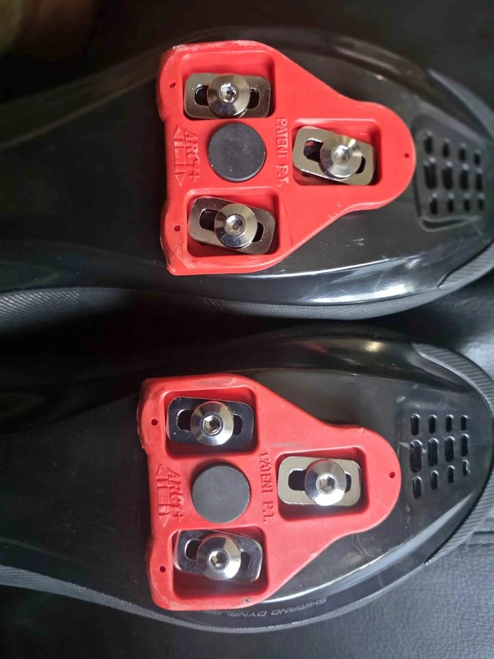 Look Delta Cycling Cleats (ARC1+) RED