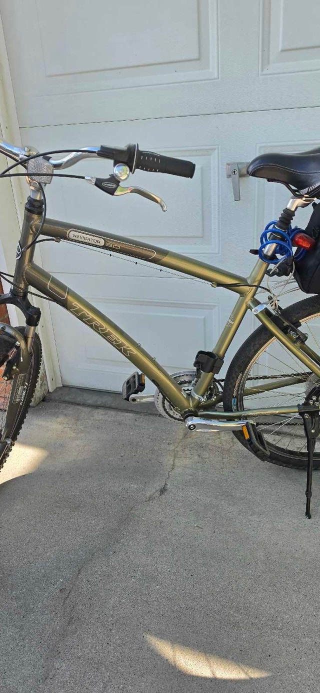 Trek Navigator 3.0 Bicycle 24 Speed - photo 3