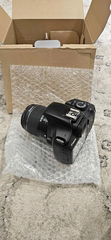 Canon Rebel t3 camera