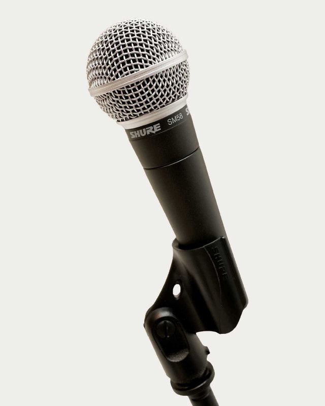 Shure SM58 Microphone Set With Cables and Pop Filter - photo 3