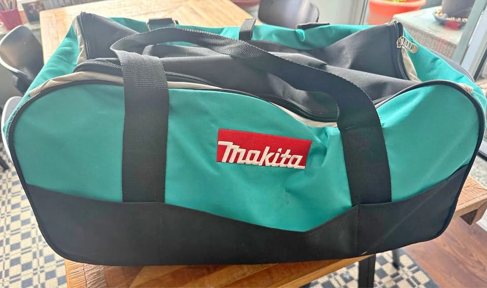 Makita 18V LXT Lithium-Ion Cordless 6-Pc. Combo Kit
