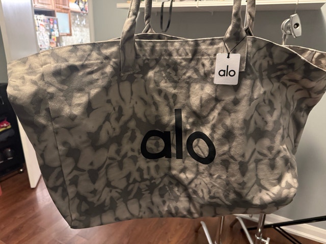 Alo Canvas Tote Bag - photo 2