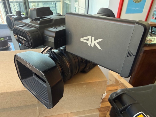 Panasonic HC-X1000 4K Camcorder - photo 4