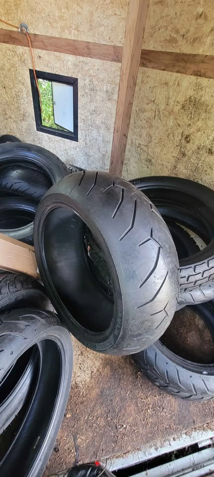 New Pirelli Diablo Rosso II Motorcycle Tire - 240/45ZR17 - photo 2