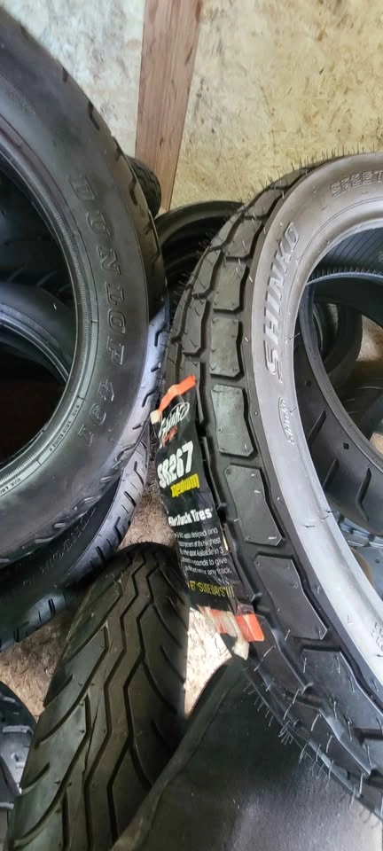 Motorcycle tire, brand new, Shinko SR267 Medium compound - photo 2