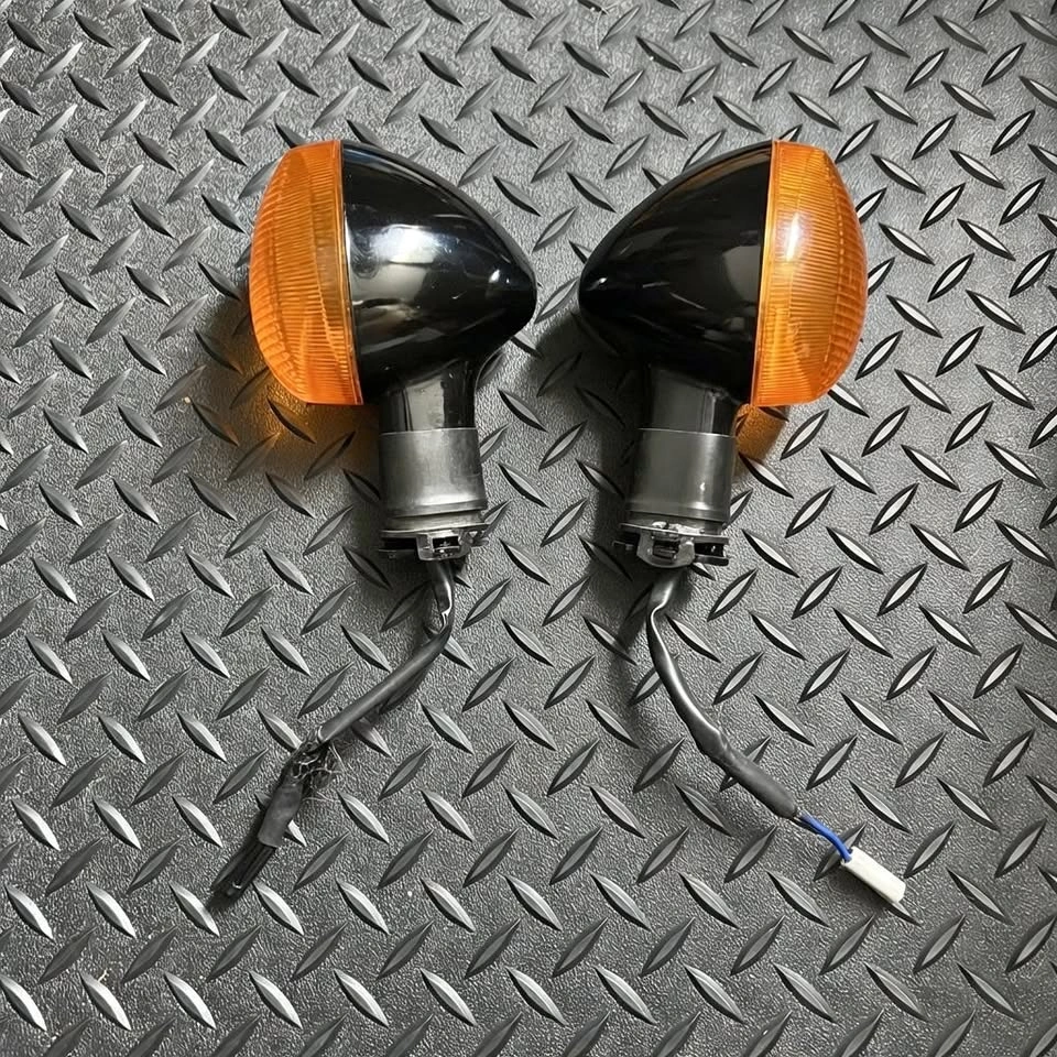Motorcycle turning signal pair
