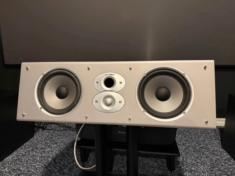Polk Audio Rti12’s and Csi5 Left, Centre, Right Speakers - photo 5