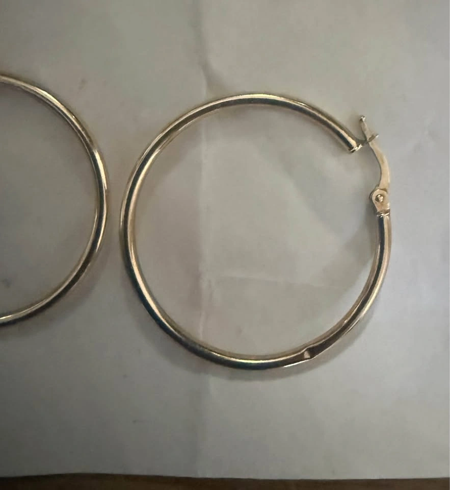 Gold hoop earrings - photo 2