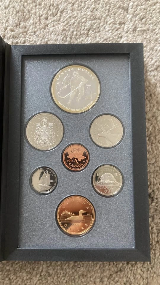 Coin sets - photo 2