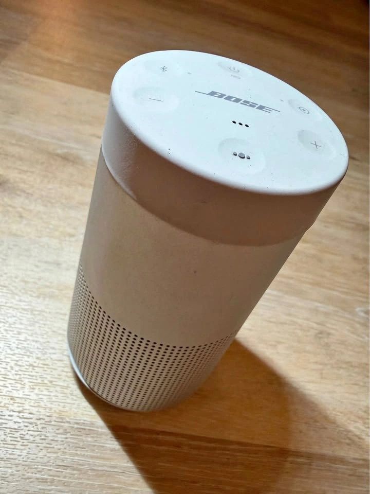 Bose SoundLink Revolve Portable Bluetooth Speaker Lux Gray
