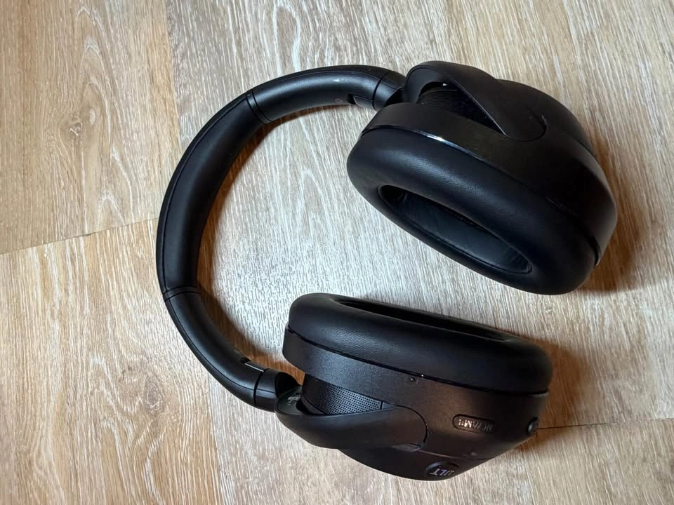 Sony ULT Wear Wireless Noise Canceling Headphones - photo 4
