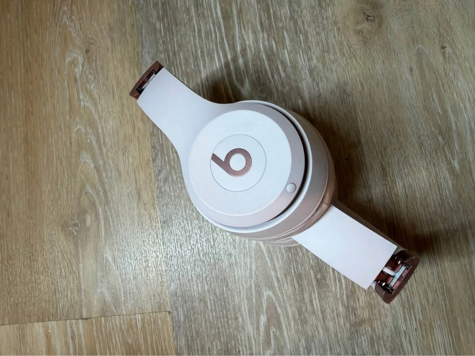 Beats Solo4 Wireless Headphones - pink - photo 3