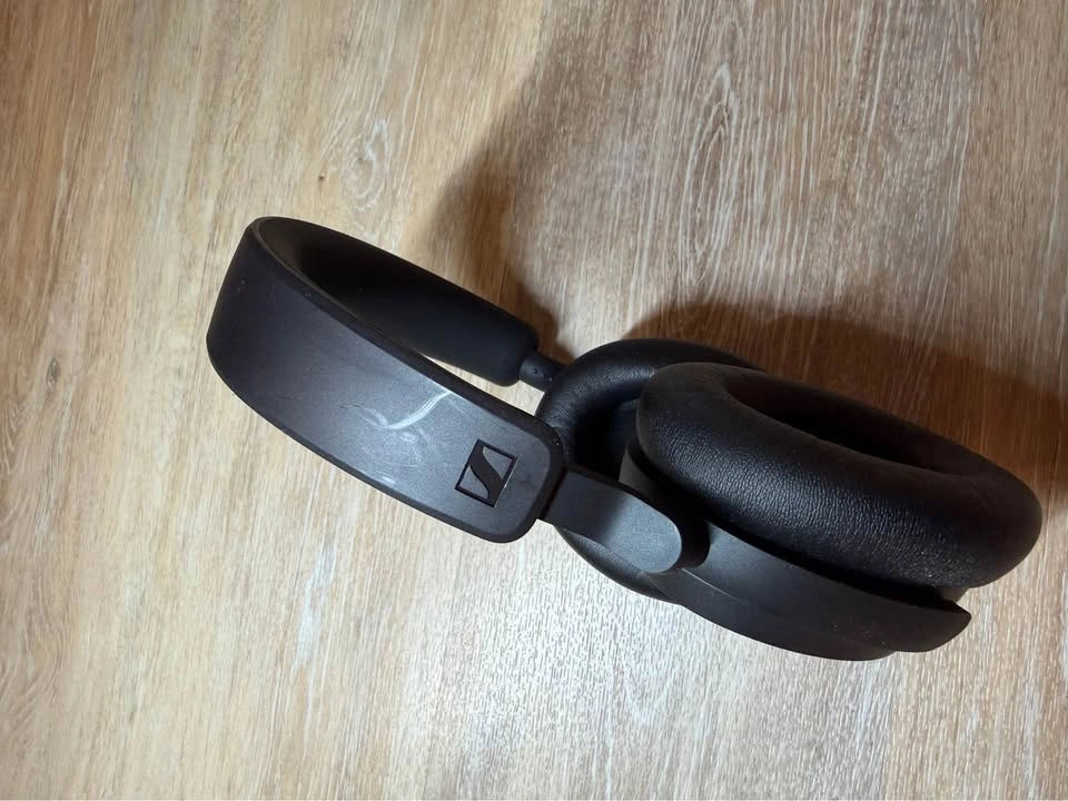 Sennheiser ACCENTUM Wireless Headphones - photo 3