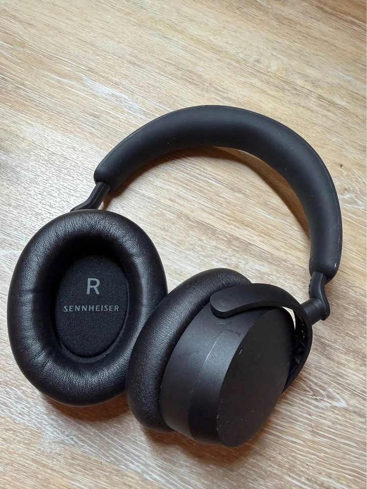 Sennheiser ACCENTUM Wireless Headphones - photo 4