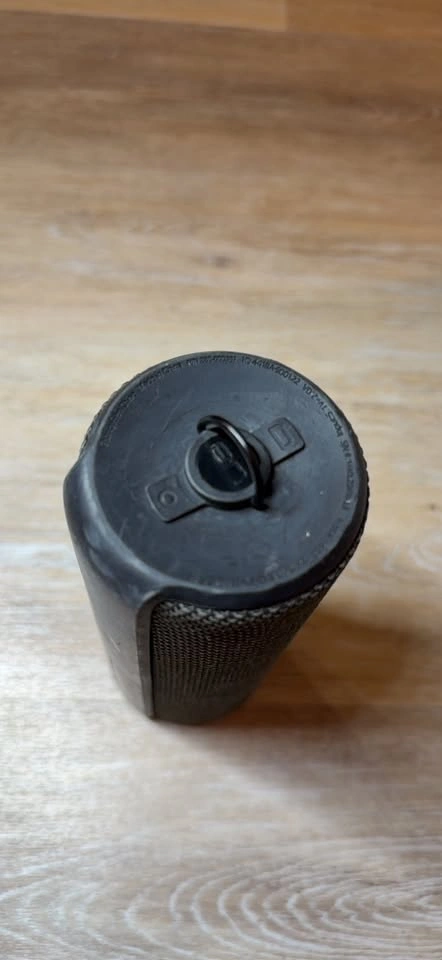 Ultimate Ears Portable Speaker - photo 3