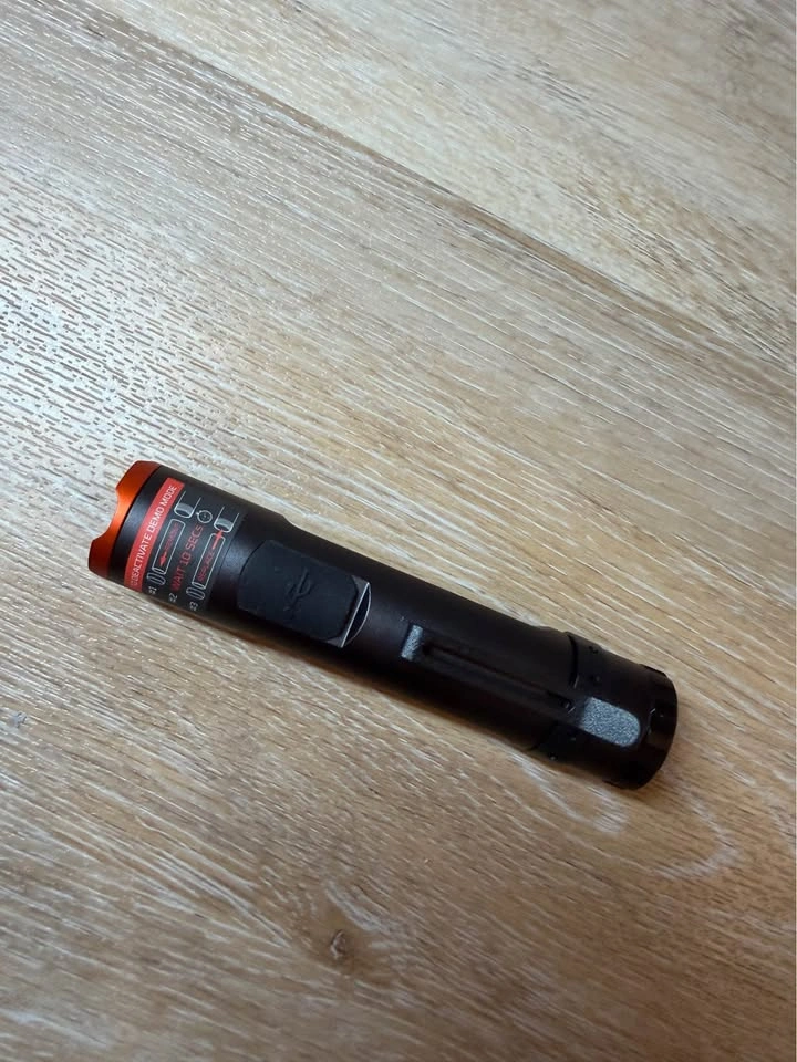 NEBO Mini Larry 500 Work Light Flashlight - photo 3