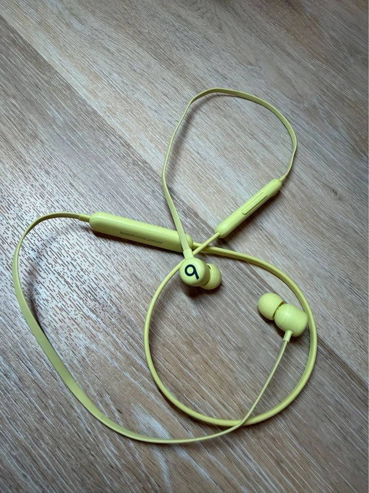 Beats Flex Wireless Earbuds Yellow - photo 3
